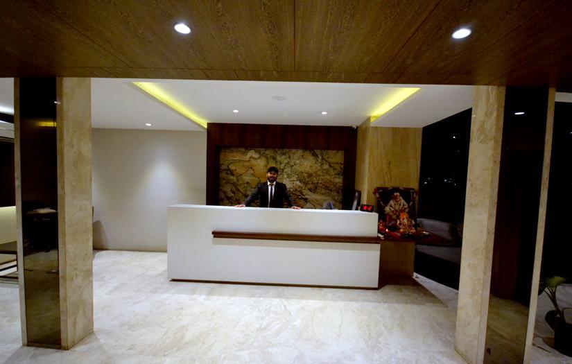 Hotel Sai Yatri Shirdi Exterior photo